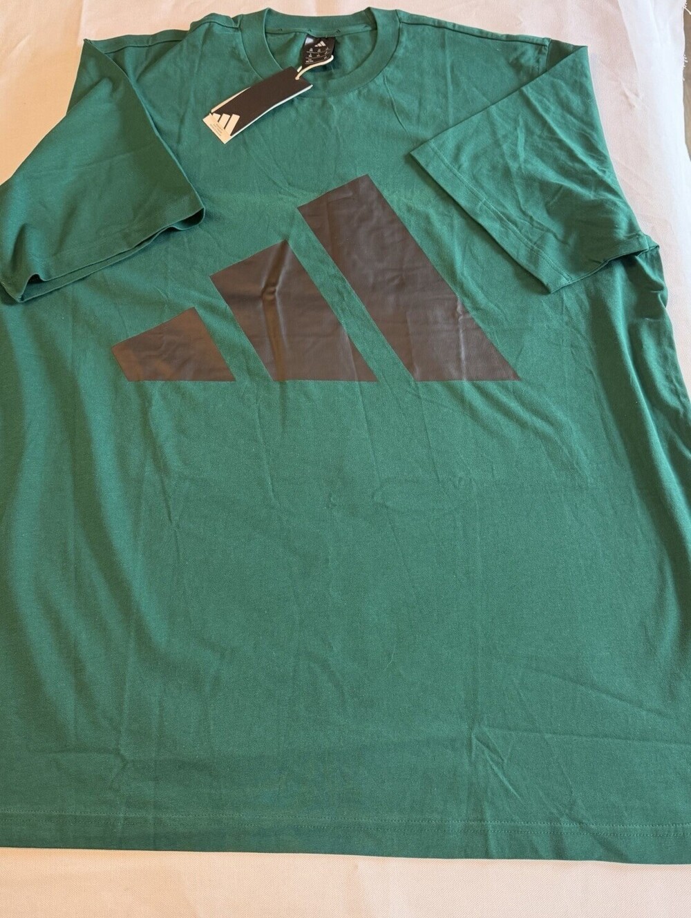 Adidas Logo T-Shirt Men’s 2XL Green Big Logo Graphic Tee Regular Fit NWT Cotton